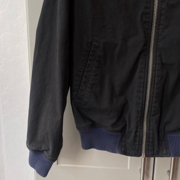 Mens Lucky Brand Triumph Black Blue Bomber Jacket Patches Medium Racing Flag - Picture 4 of 10